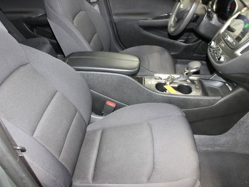Used 2025 Chevrolet Malibu LT FWD image 19