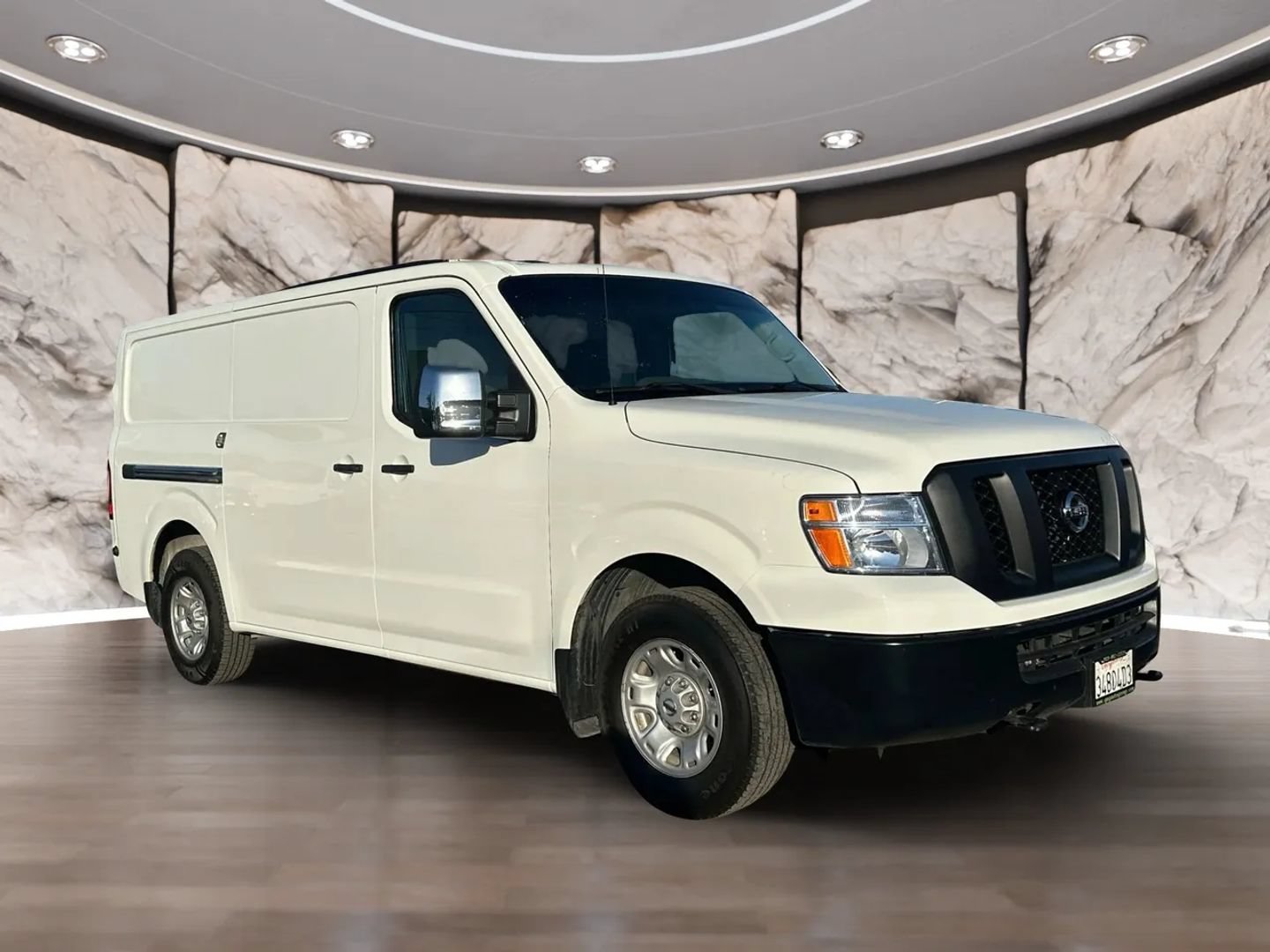 Used 2021 Nissan NV 3500 SV RWD image 3
