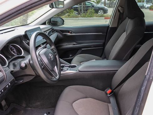 Used 2022 Toyota Camry LE FWD image 12