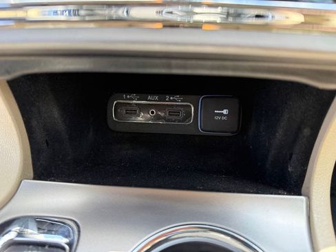 Used 2021 Jeep Grand Cherokee Limited AWD/4WD image 30