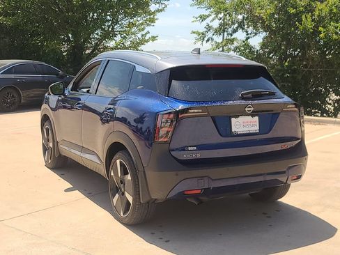 Certified 2025 Nissan Kicks SR AWD/4WD image 2