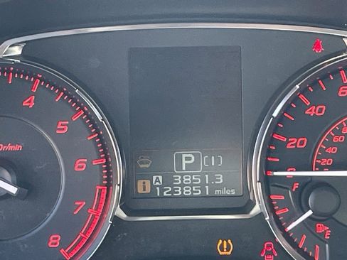 Used 2016 Subaru WRX Premium image 9