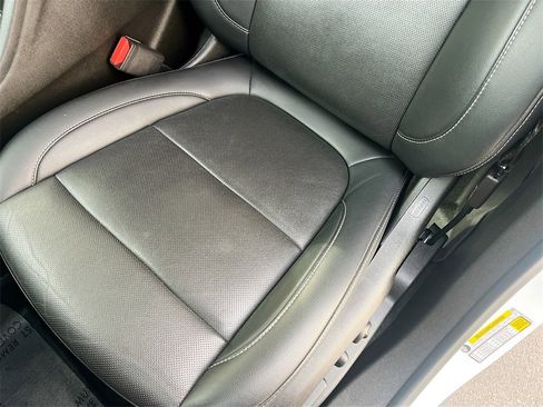 Used 2023 GMC Acadia SLT w/ Elevation Edition image 20