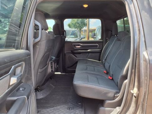 Used 2019 RAM 1500 Big Horn AWD/4WD image 11