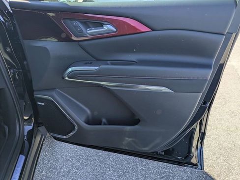 New 2026 Chevrolet Traverse Z71 w/ Enhanced Driving Package AWD/4WD image 39