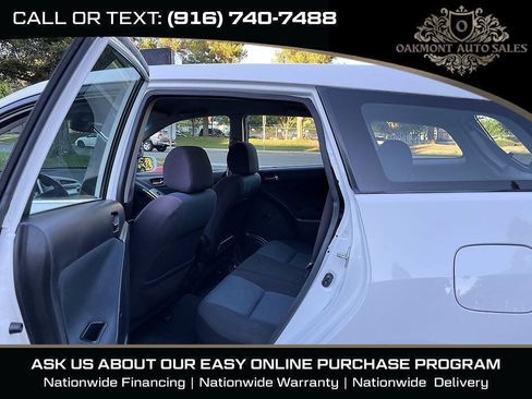 Used 2005 Toyota Matrix XR FWD image 17