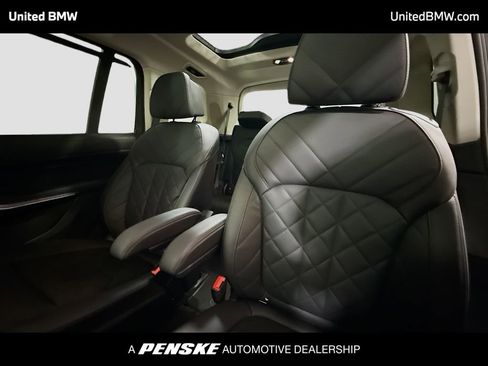 Certified 2024 BMW X7 xDrive40i w/ Premium Package image 13
