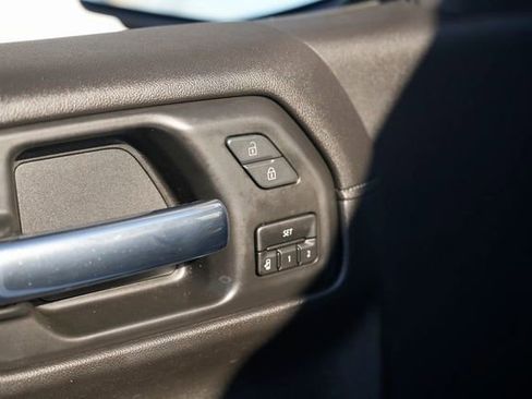 Used 2020 GMC Sierra 1500 SLT w/ SLT Premium Package image 25