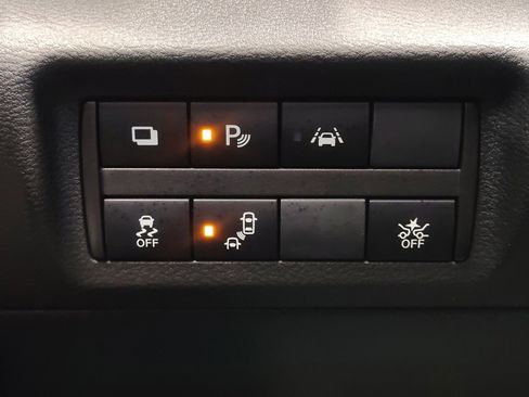 Certified 2025 Nissan Kicks Play S FWD image 25
