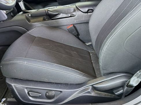 Used 2022 Ford Mustang EcoBoost w/ Equipment Group 101A image 21