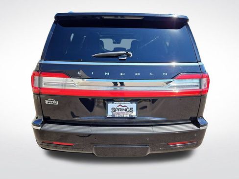 Used 2019 Lincoln Navigator L Reserve AWD/4WD image 4