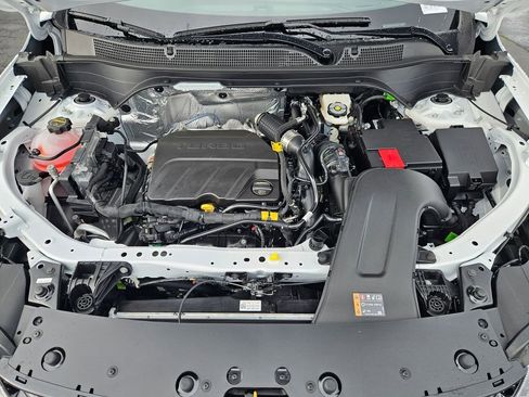 New 2026 Chevrolet Trax RS w/ Sunroof Package FWD image 31