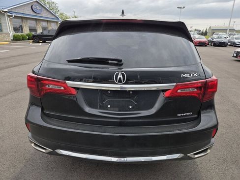 Used 2018 Acura MDX w/ Technology & Entertainment AWD/4WD image 4