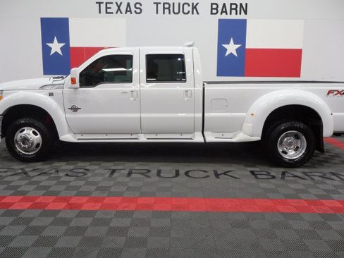 Used 2016 Ford F350 Lariat w/ Lariat Interior Package AWD/4WD image 1