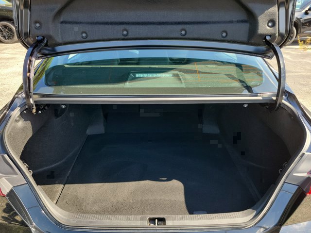 Used 2025 Toyota Camry SE FWD image 12