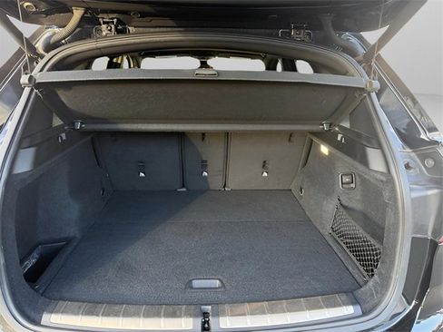 Used 2018 BMW X1 xDrive28i image 11