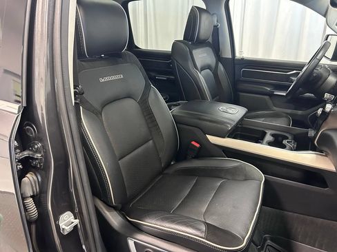 Used 2022 RAM 1500 Laramie AWD/4WD image 22