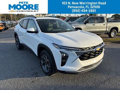 New 2026 Chevrolet Trax LT w/ Sunroof Package