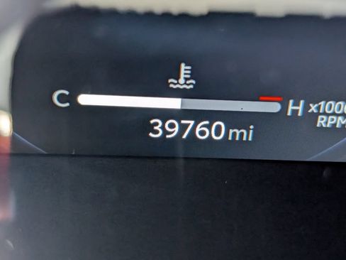 Used 2024 Toyota Grand Highlander AWD image 19