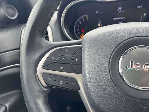 Used 2019 Jeep Grand Cherokee Limited image 21