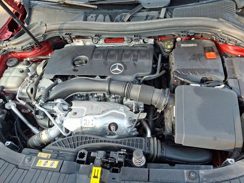 Used 2021 Mercedes-Benz GLA 250 4MATIC image 28