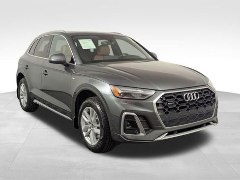 Used 2022 Audi Q5 2.0T Premium w/ Convenience Package AWD/4WD image 24