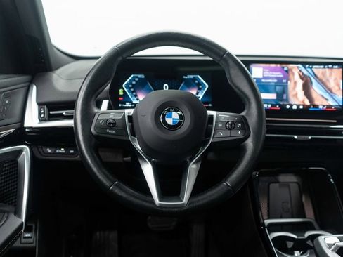 Used 2025 BMW X2 xDrive28i image 15