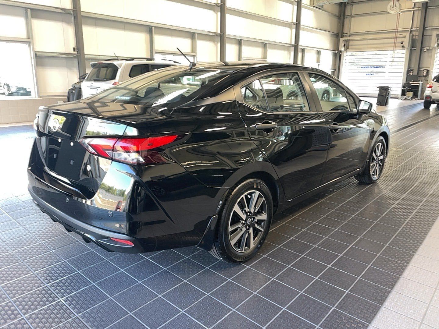 Used 2025 Nissan Versa S w/ S Plus Package FWD image 10