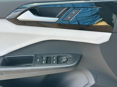 New 2026 Volkswagen Taos S image 20