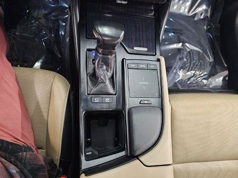 Used 2021 Lexus ES 300h w/ Premium Package FWD image 26