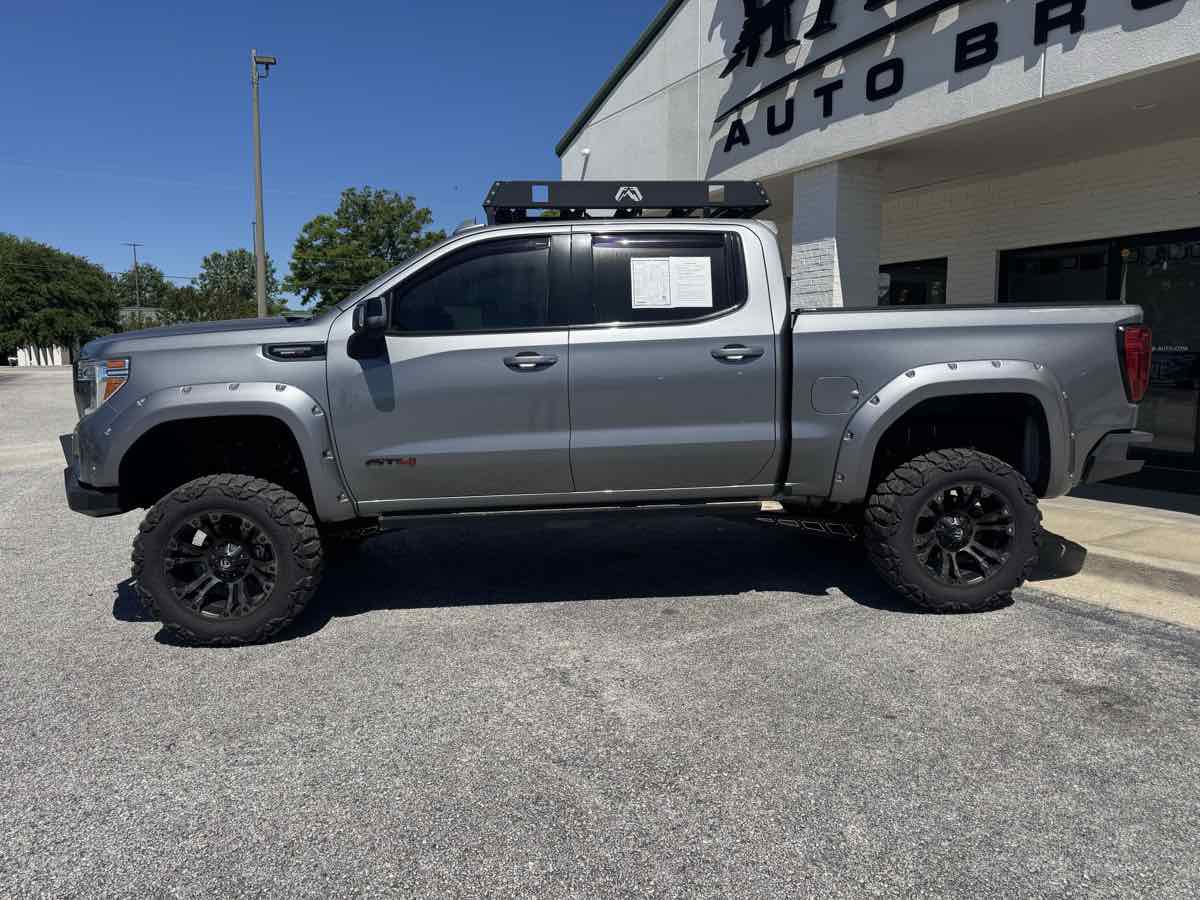 Used 2021 GMC Sierra 1500 AT4 w/ AT4 Premium Package AWD/4WD image 9
