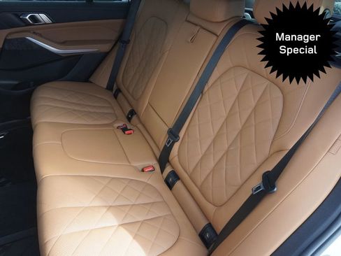 Used 2023 BMW X5 xDrive40i w/ Premium Package image 30