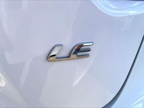 Used 2024 Toyota Corolla LE image 10