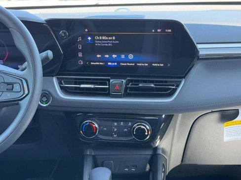 New 2026 Chevrolet TrailBlazer LT w/ Driver Confidence Package FWD image 9