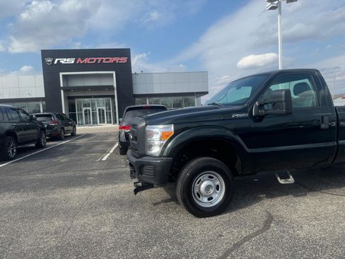 Used 2013 Ford F250 XL w/ Snow Plow Prep Pkg AWD/4WD image 7