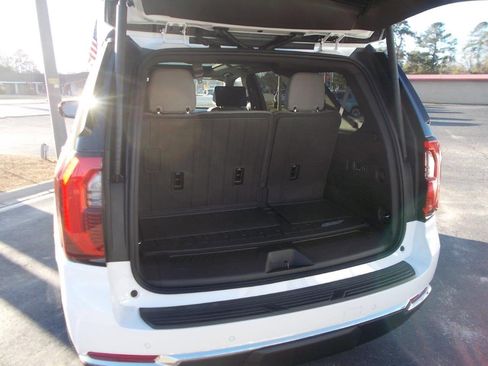 New 2026 GMC Yukon Elevation image 23