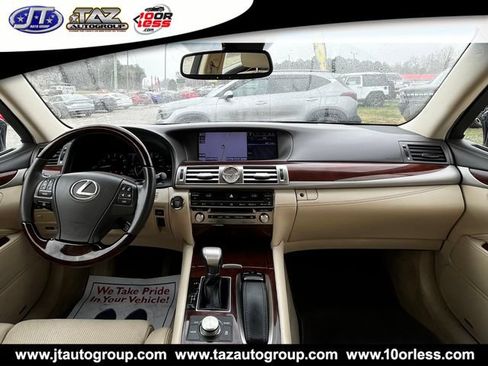Used 2013 Lexus LS 460 AWD w/ Comfort Pkg image 14