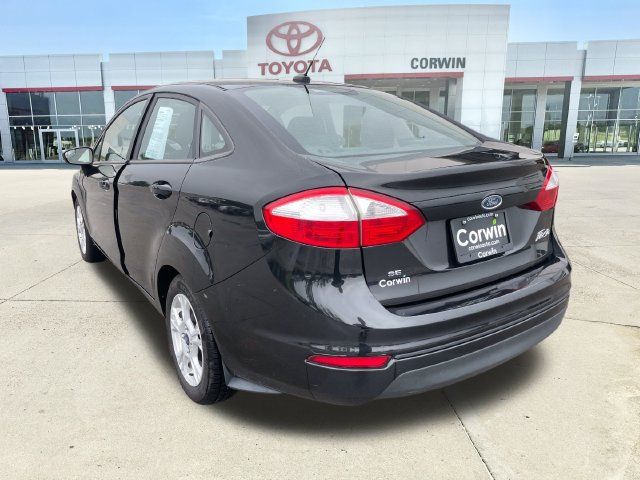 Used 2015 Ford Fiesta SE FWD image 3