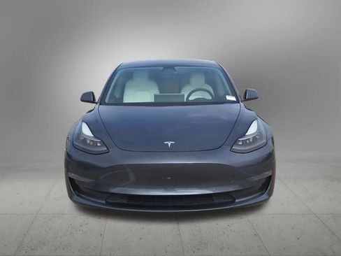 Used 2021 Tesla Model 3 Performance image 9