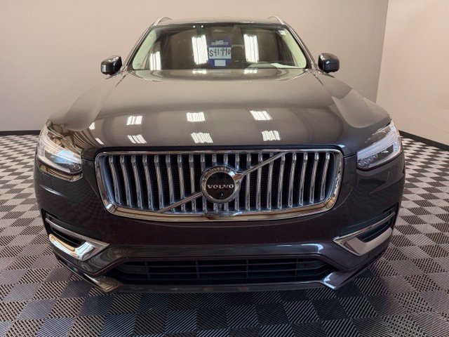 Used 2023 Volvo XC90 B6 Plus w/ Protection Package Premier AWD/4WD image 4