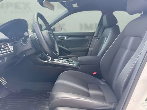 Used 2025 Honda Civic Sport image 26