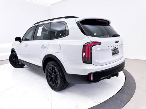 Used 2025 Kia Telluride SX Prestige X-Pro AWD/4WD image 2