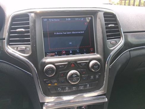 Used 2018 Jeep Grand Cherokee Limited w/ Luxury Group II RWD image 6