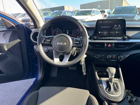 Certified 2023 Kia Forte LXS image 11