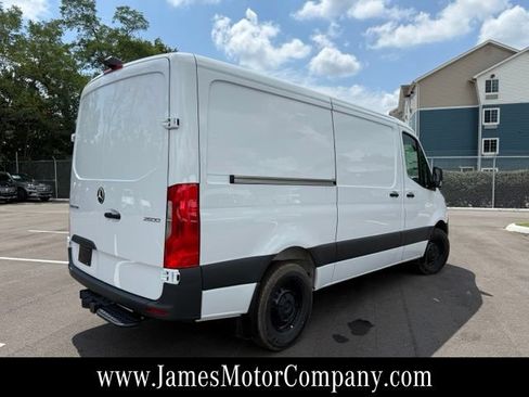 Used 2026 Mercedes-Benz Sprinter 2500 image 5