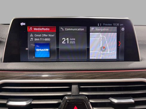 Used 2018 BMW 740i image 37