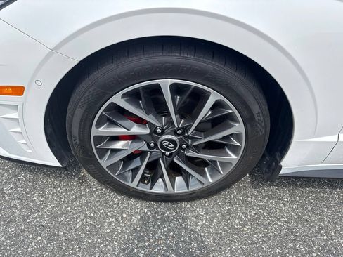 Used 2022 Hyundai Sonata Limited FWD image 13