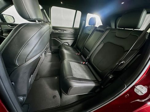 Used 2023 Jeep Grand Cherokee Altitude image 26