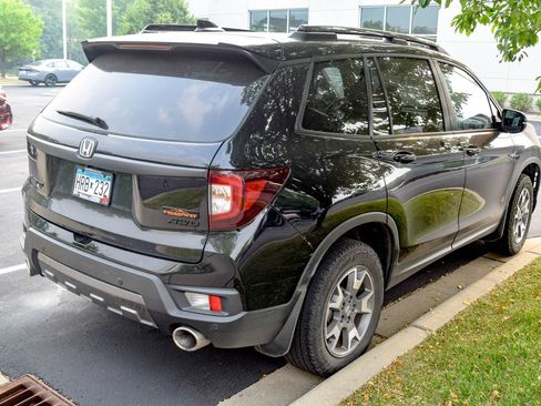Used 2022 Honda Passport TrailSport image 5