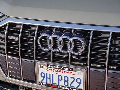 Certified 2023 Audi Q3 2.0T Premium w/ Convenience Package image 13